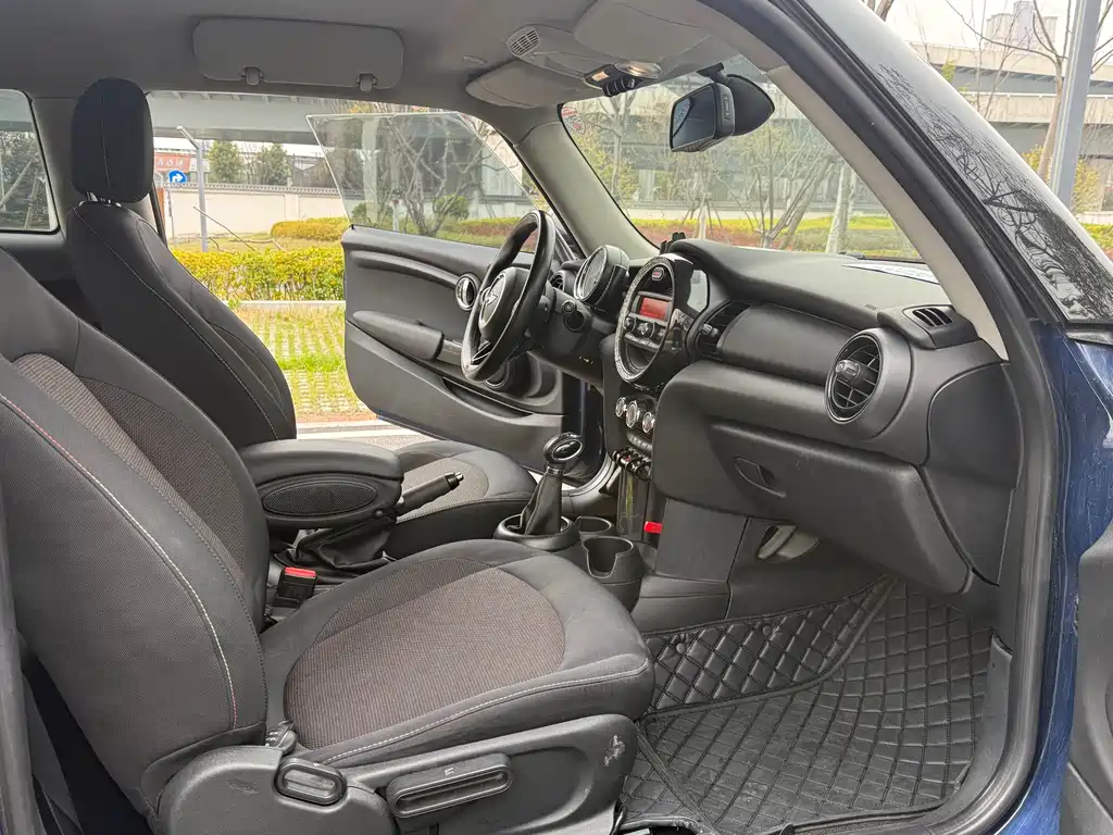 MINI 2014 1.2T ONE