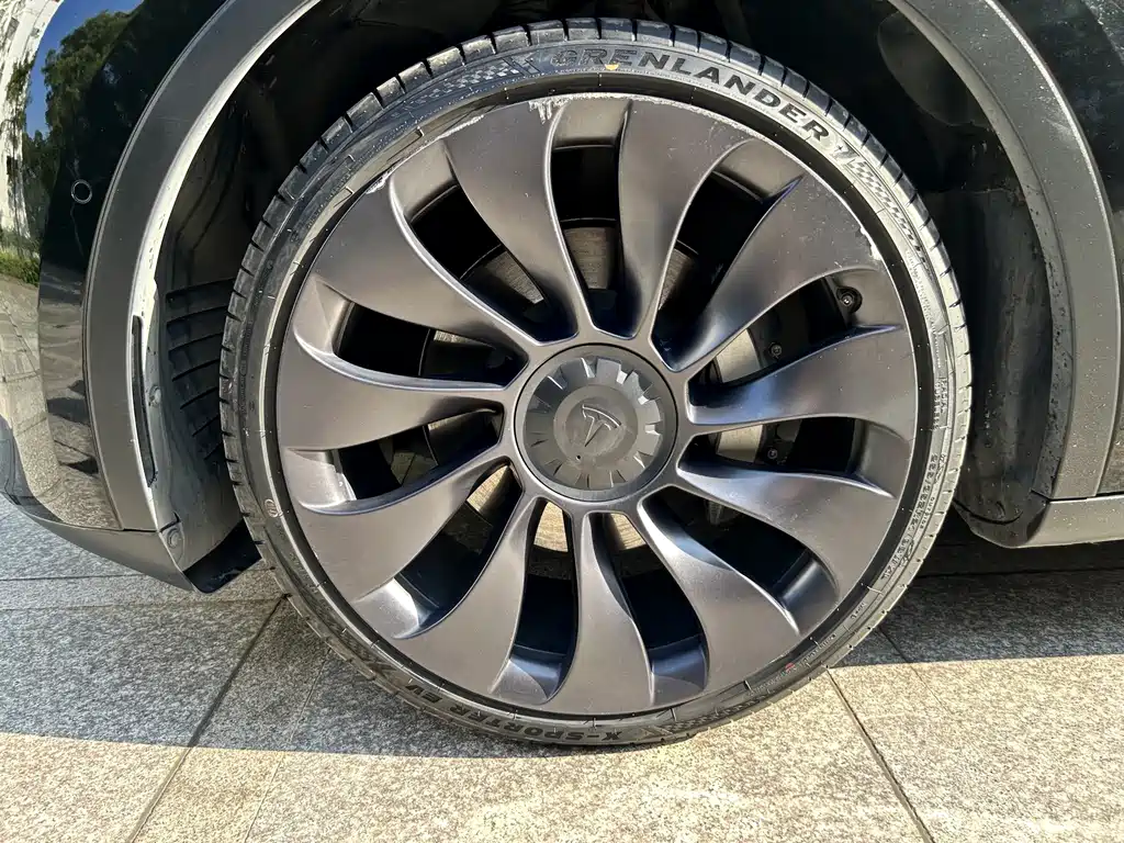 Model Y 2022 Rear-Wheel Drive Edition