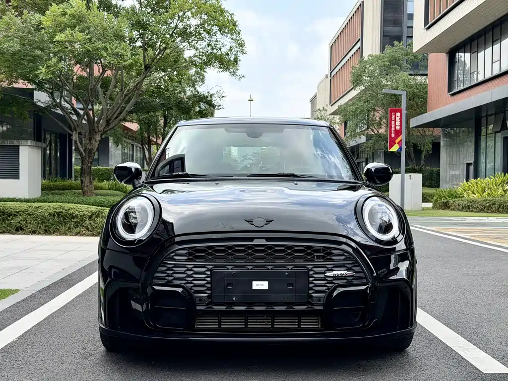 MINI 2022 1.5T Cooper Artist 5-Door Edition
