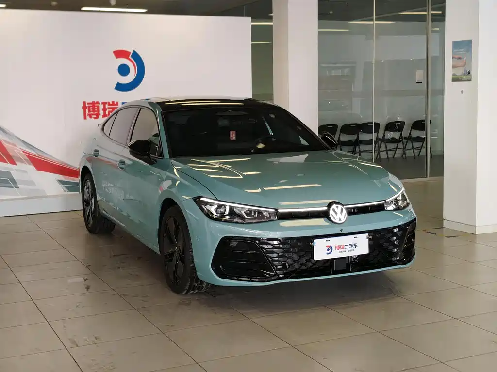 Passat 2025 Pro 380TSI Starry Dragon Honor Edition
