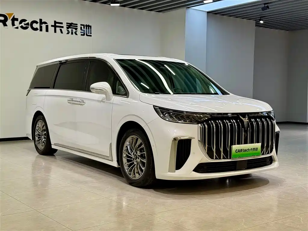 Dreams Explorer 2024款 PHEV Extra-long Range Flagship Edition