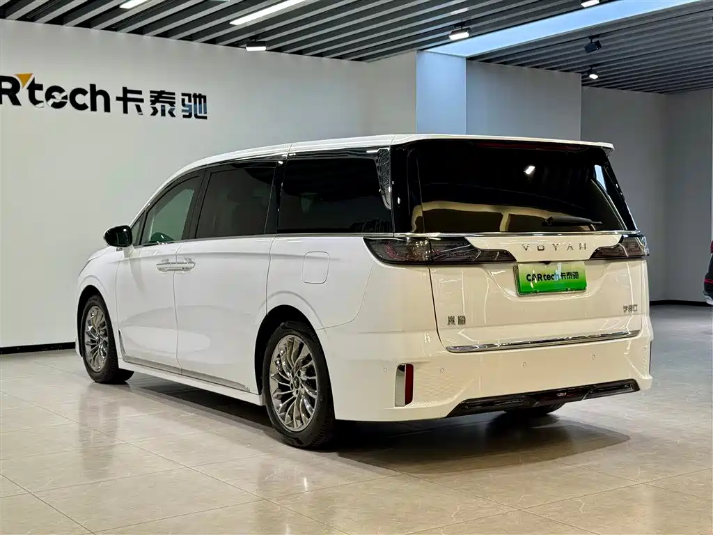 Dreams Explorer 2024款 PHEV Extra-long Range Flagship Edition