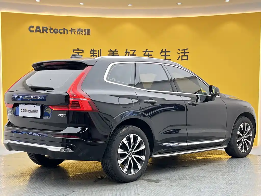 Volvo XC60 2024 B5 AWD Intelligent Distance Luxury Edition