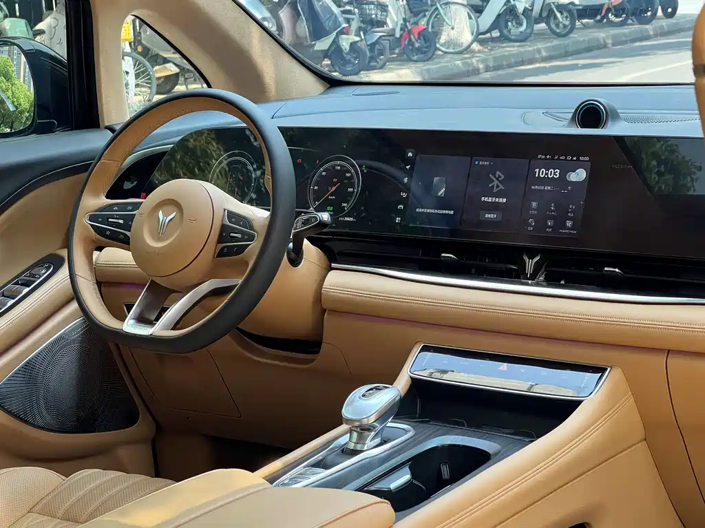 Dream Home 2024 Model PHEV Extra-long Range Flagship Edition