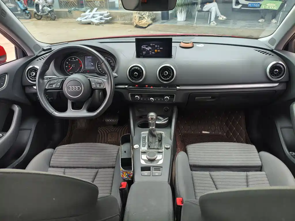 Audi A3 2019 Sportback 35 TFSI Sportline Euro VI