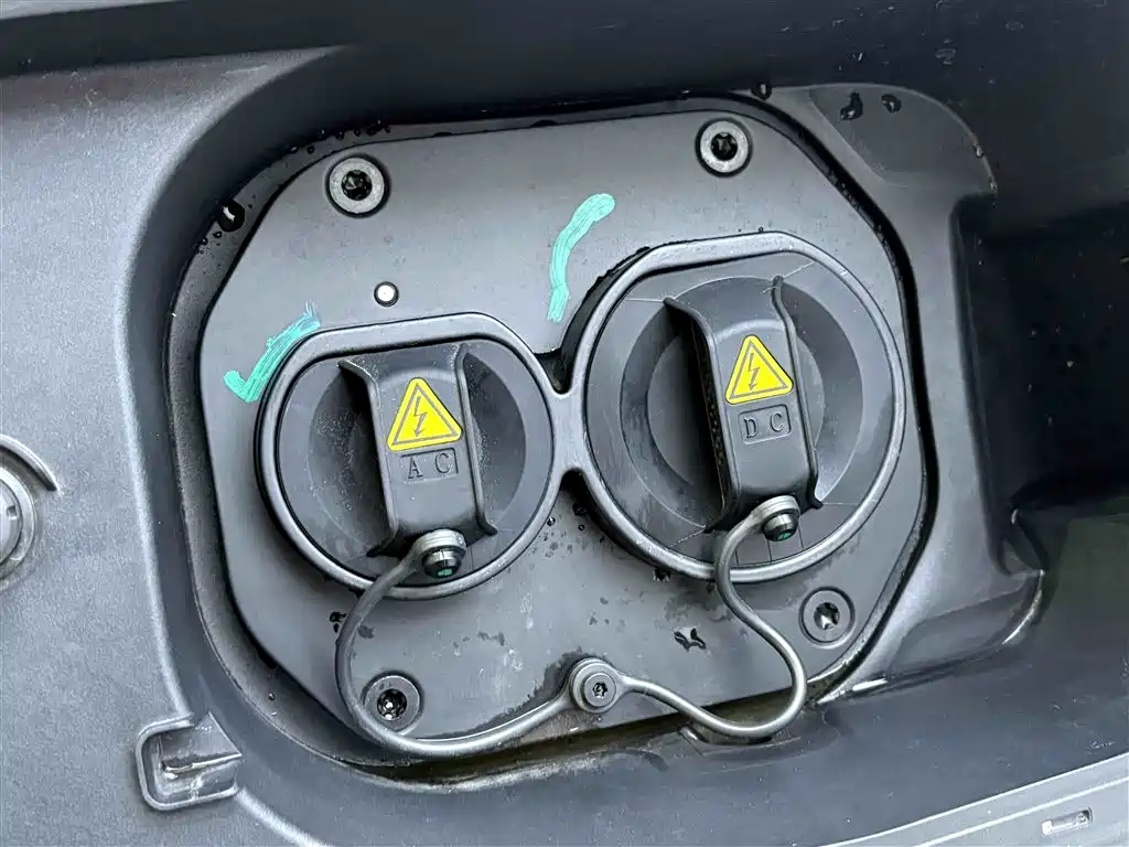 Tank 400 New Energy 2024 Hi4-T Off-road Edition