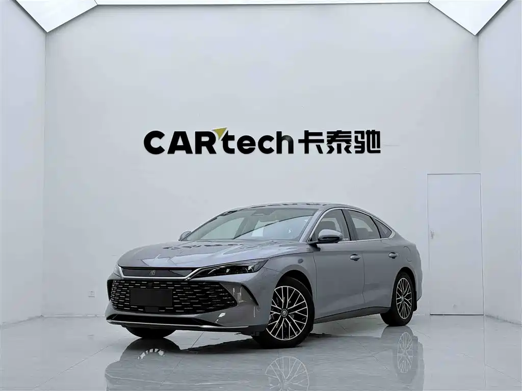秦L 2024款 DM-i 120KM 卓越型 **Translated:** Qin L 2024 DM-i 120KM Excellence Edition