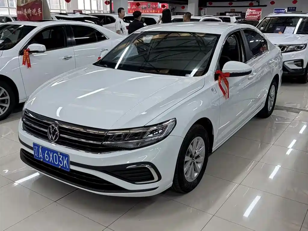 Bora 2024 200TSI DSG Smooth Travel Edition
