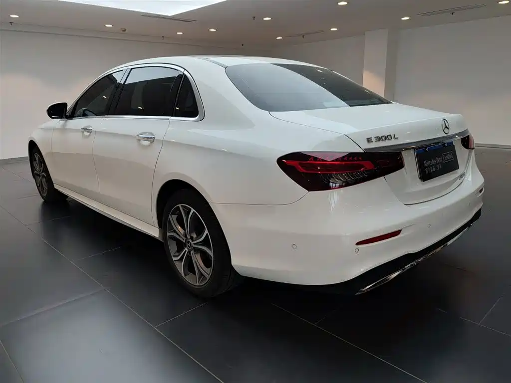 Mercedes-Benz E-Class 2023 E 300 L Sporty and Stylish Edition