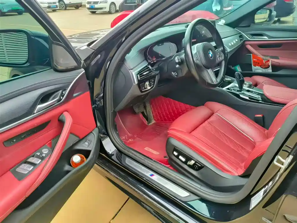 BMW 5 Series 2023 530Li Grandeur Edition M Sport Package