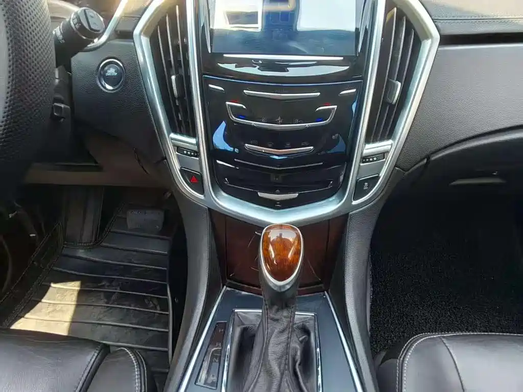 Cadillac SRX 2014 3.0L Premium Luxury Edition