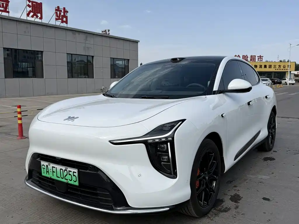LS6 2026 Range-Extended 52 Max
