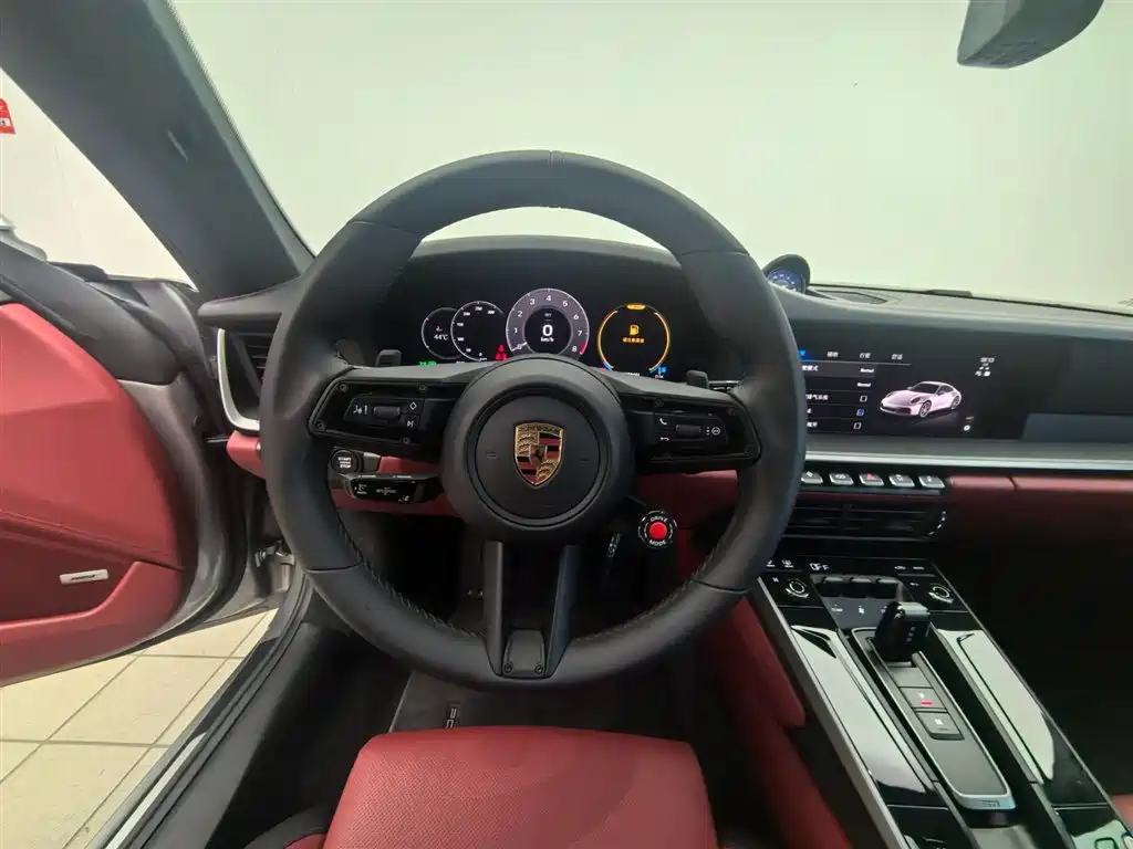 Porsche 911 2025 Carrera 3.0T