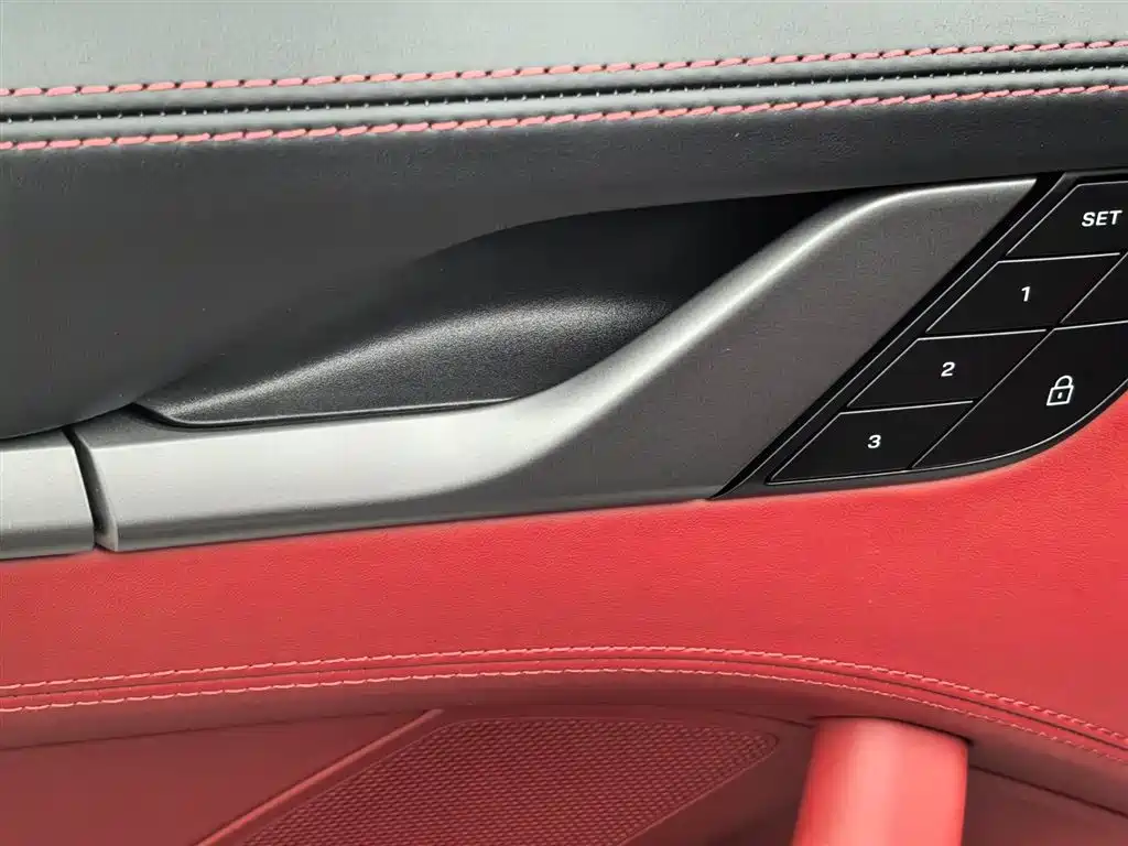 Porsche 911 2025 Carrera 3.0T