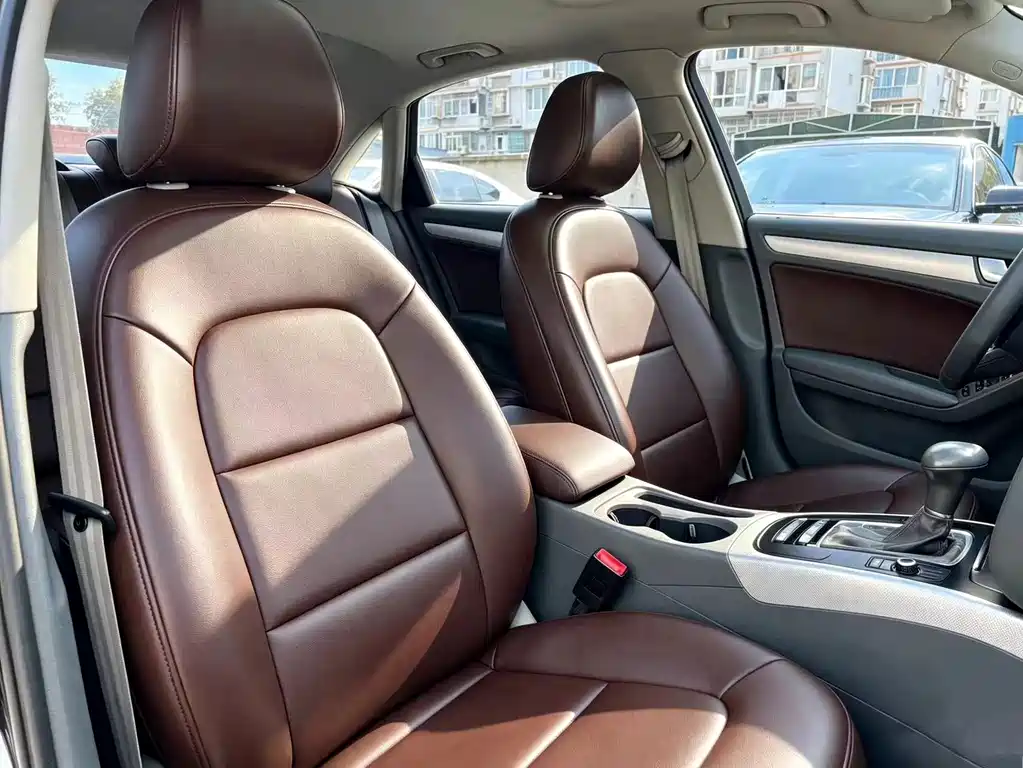 Audi A4L 2016 model 35 TFSI automatic standard edition
