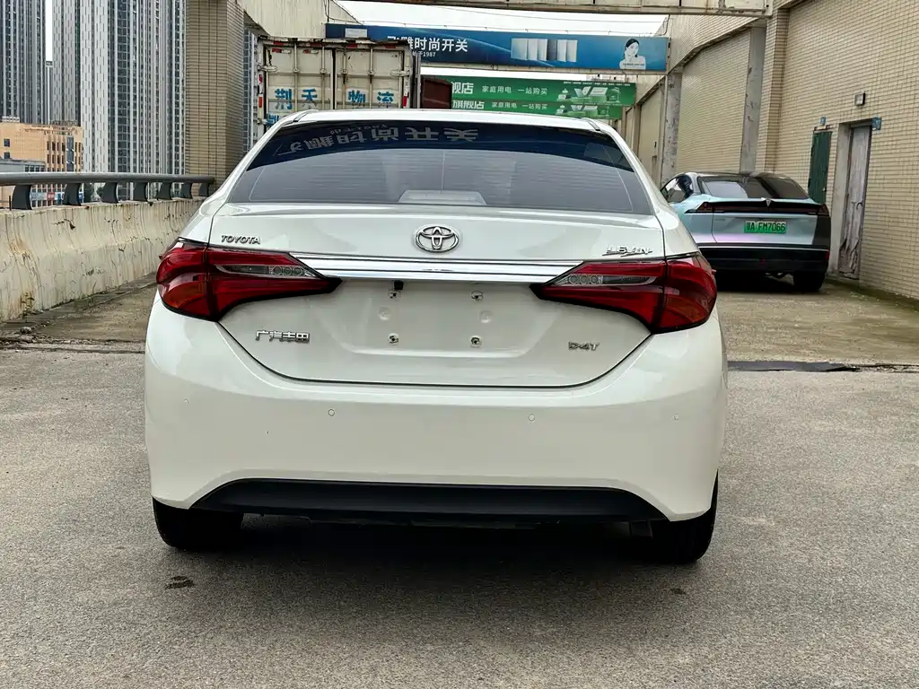 Camry 2018 185T CVT Prestige Edition National V