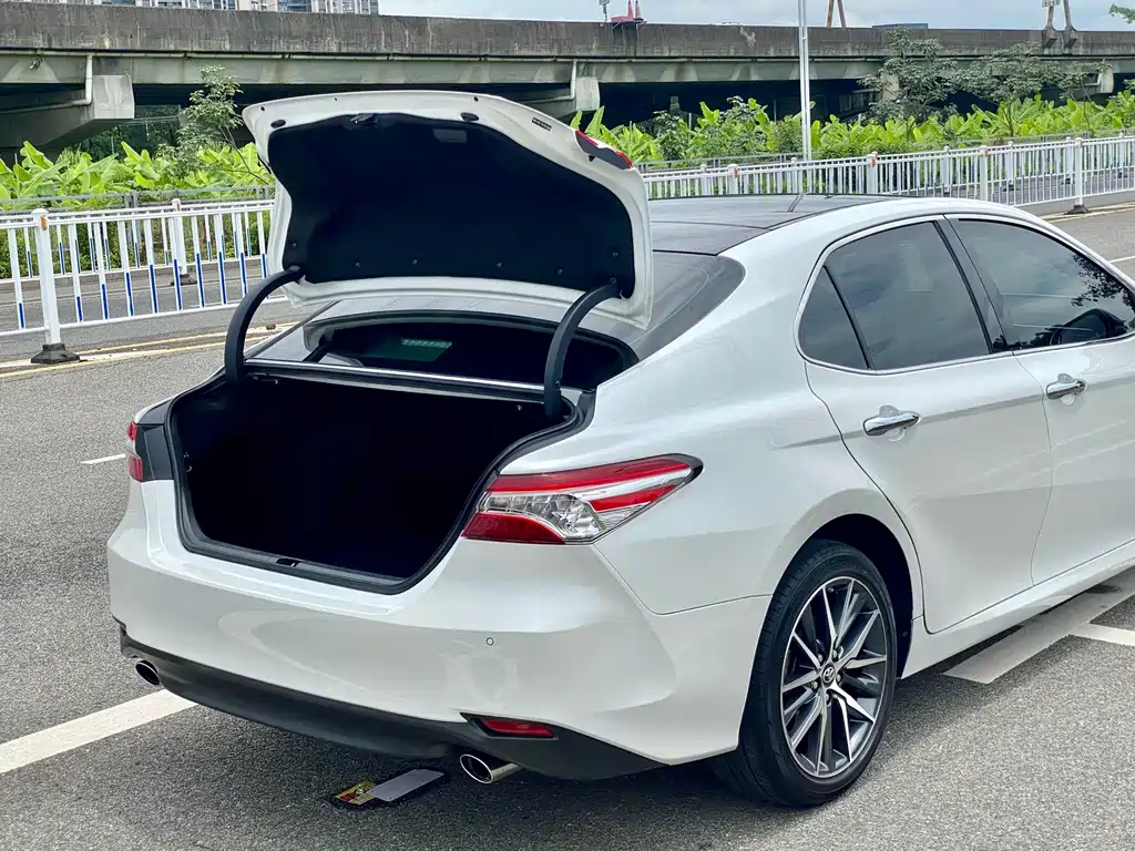 Camry 2021 2.5S Fengshang Edition