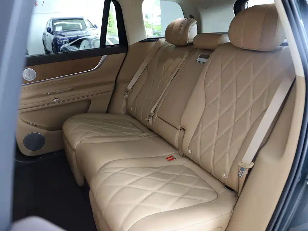 SUV M9 2025 Edition Range-Extended Ultra Version 52kWh 5-Seat (192-line LiDAR)
