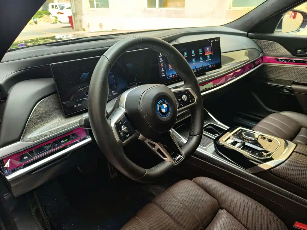 BMW i7 2023 xDrive60L M Sport Package