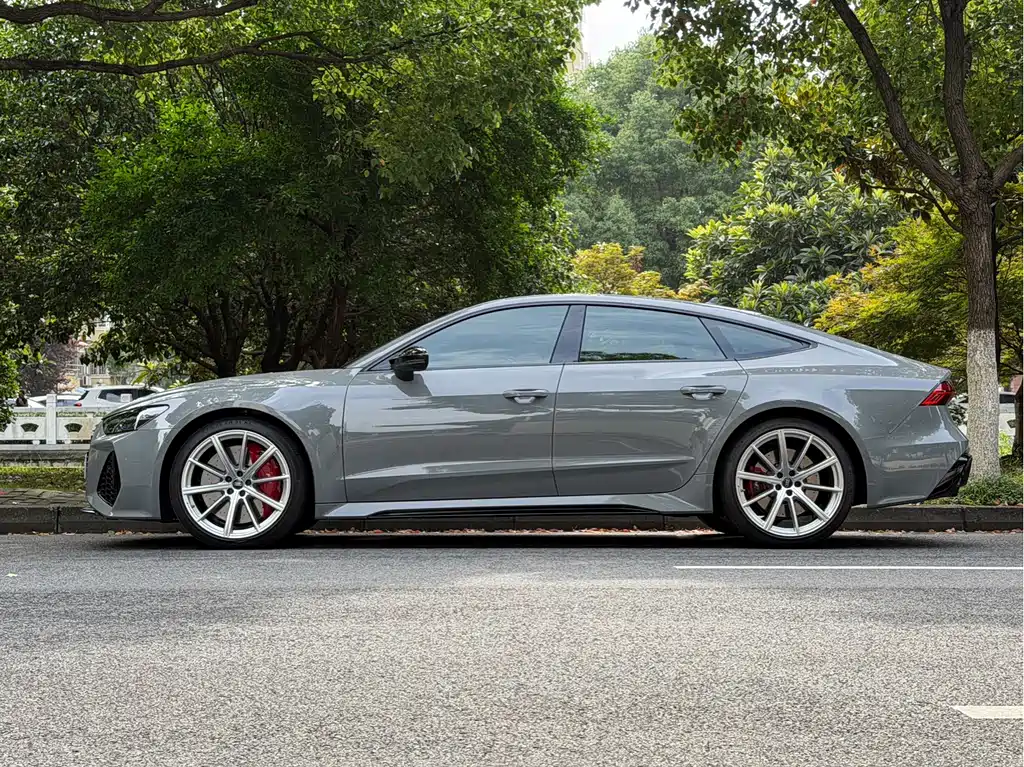 Audi RS 7 2024 model RS 7 4.0T Sportback performance