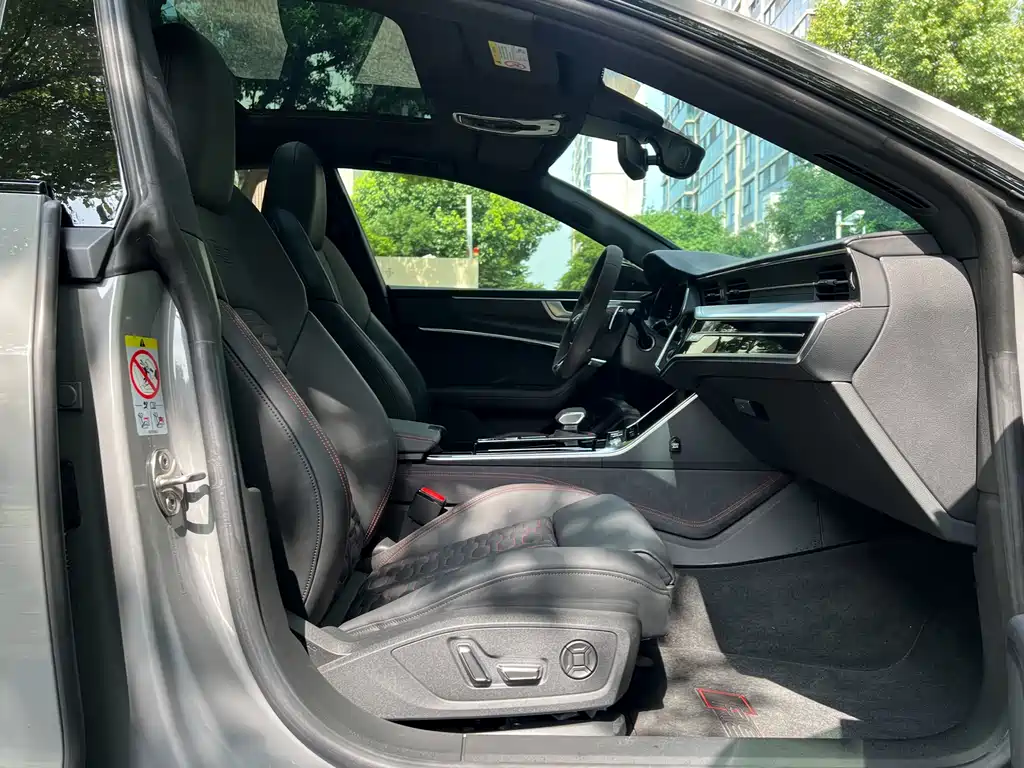Audi RS 7 2024 model RS 7 4.0T Sportback performance