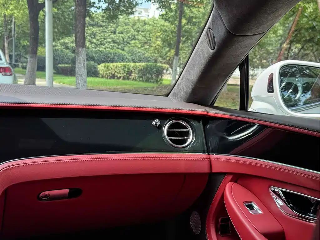 Audi A8 2020 4.0T GT V8