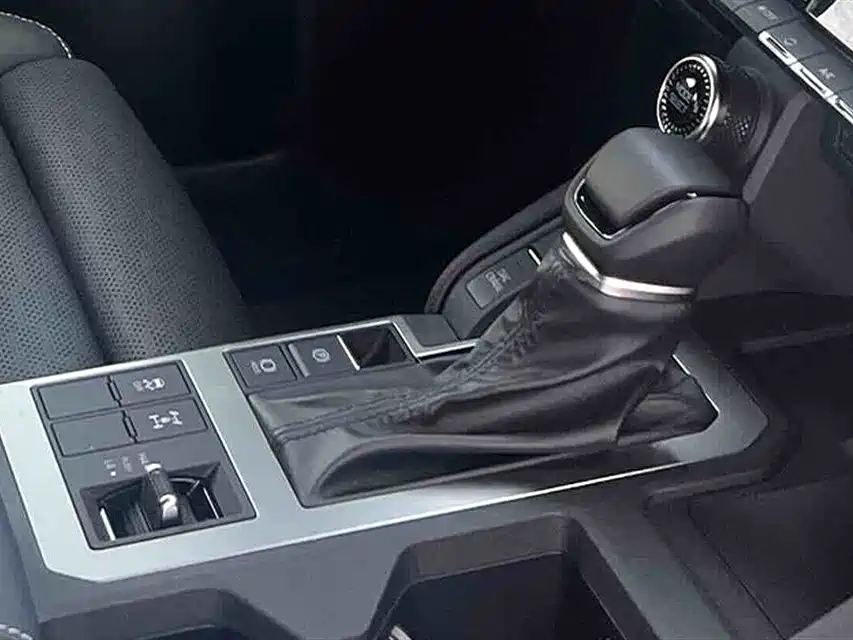 Prado 2026 2.4T Flagship VX Edition 5-seater