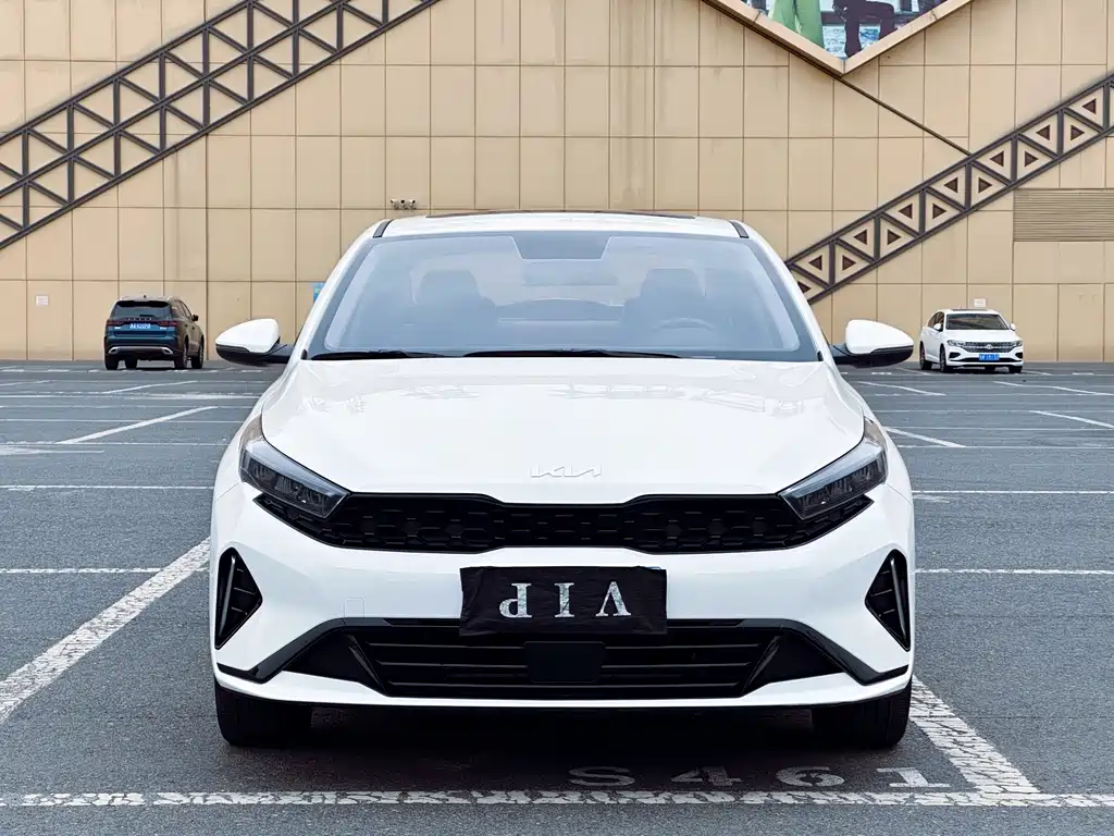 Kia K3 2023 1.5L CVT Luxury Edition