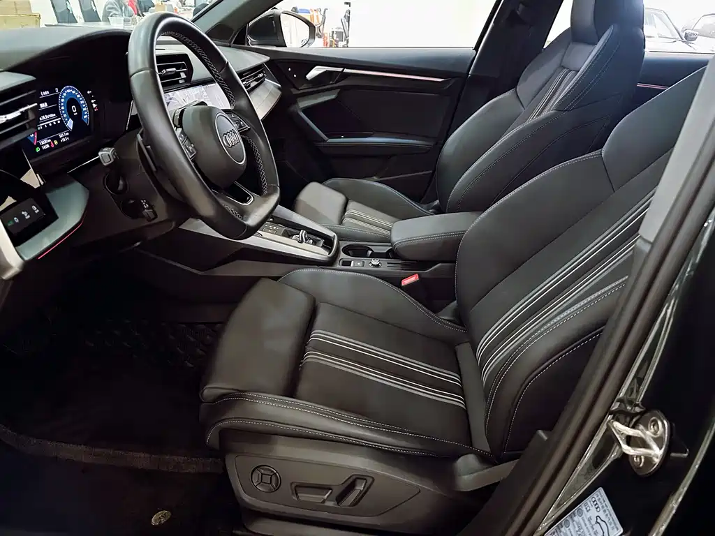 Audi A3 2024 Sportback 35 TFSI Style Sport Edition