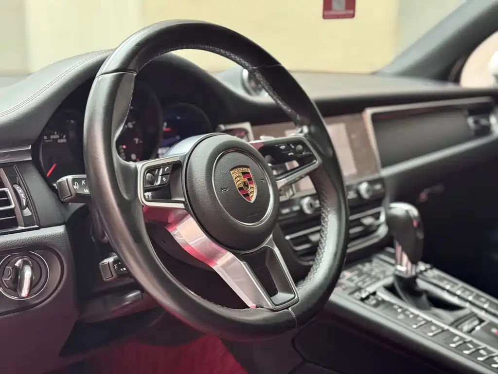 Macan 2020 2.0T