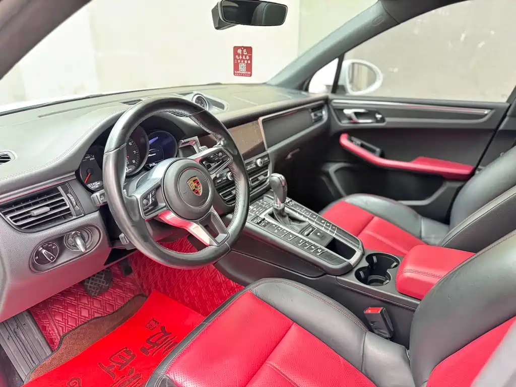 Macan 2020 2.0T