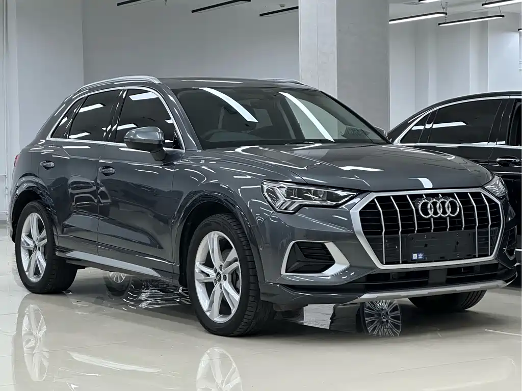 Audi Q3 2023 model 40 TFSI Fashion Dynamic Edition
