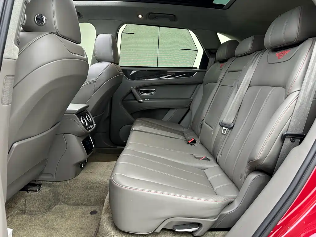 Lancer 2018 4.0T V8