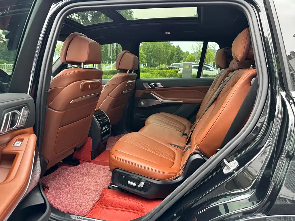 BMW X7 2023 xDrive40i Luxury Edition M Sport Package