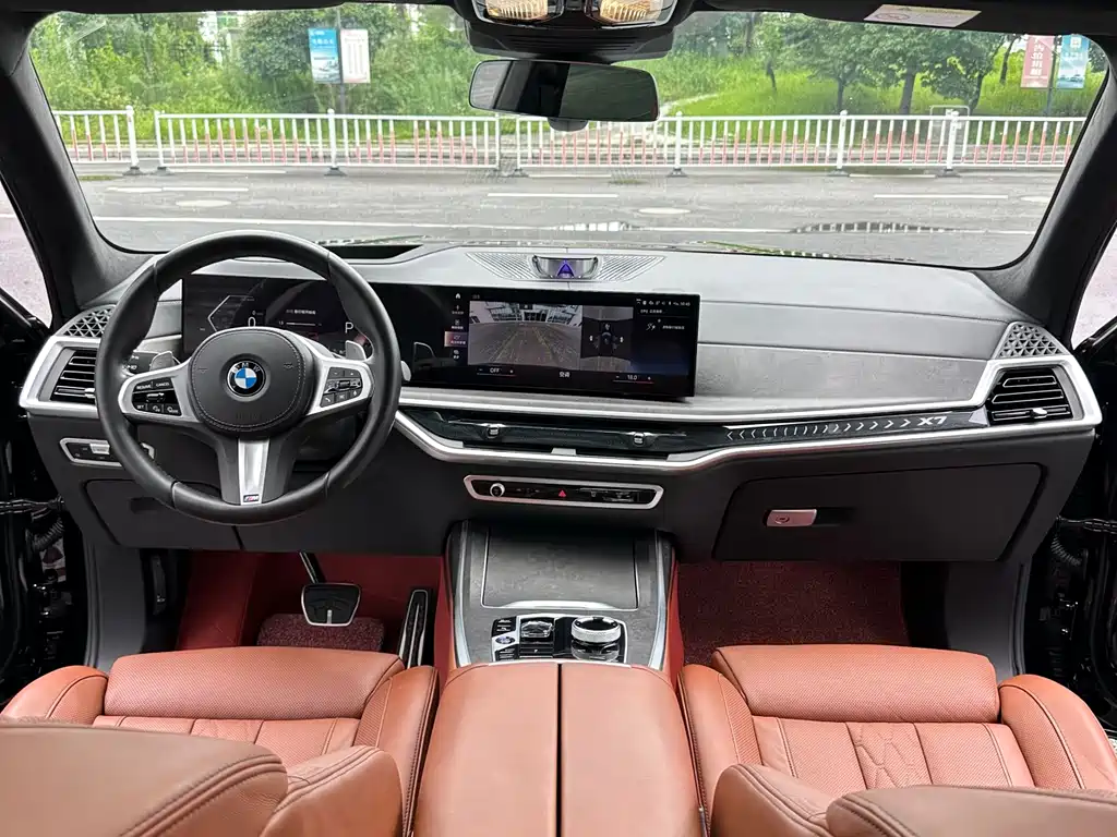 BMW X7 2023 xDrive40i Luxury Edition M Sport Package