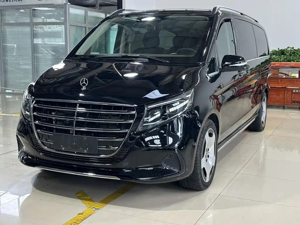 Mercedes-Benz V-Class 2024 300 L Long Wheelbase Luxury Edition