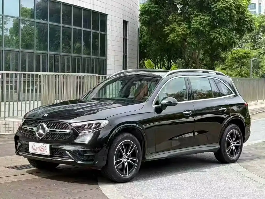 Mercedes-Benz GLC 2025款 Restyled GLC 260 L 4MATIC Sporty Edition