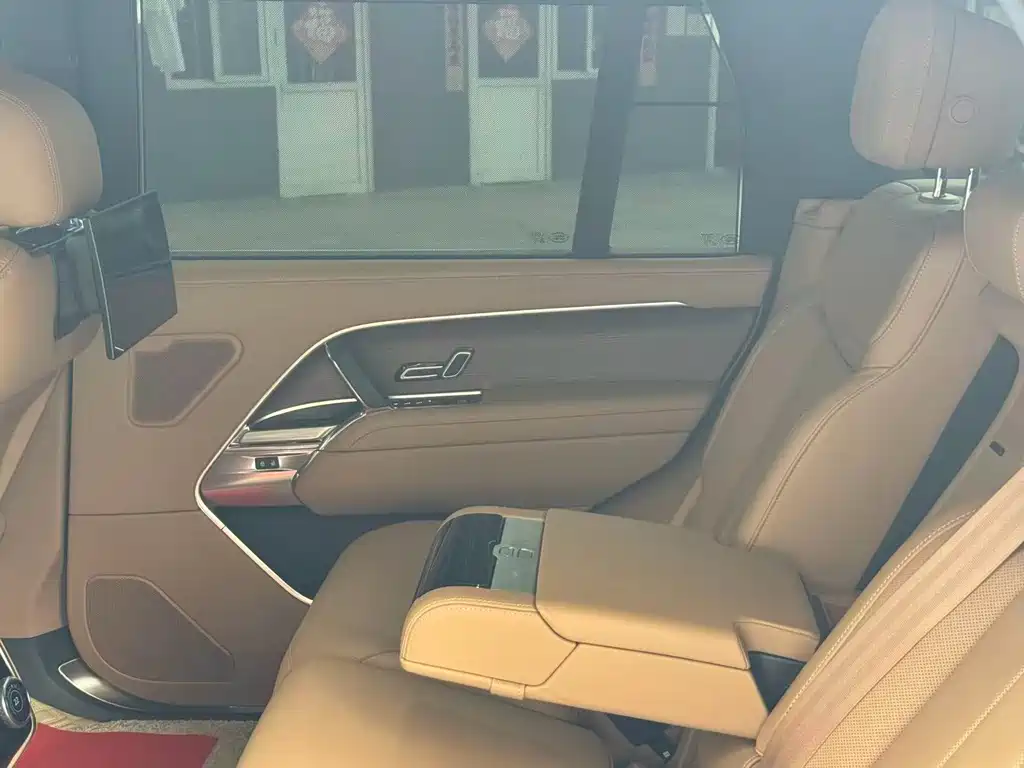 Range Rover 2023 3.0 L6 400PS Creation Extended Edition