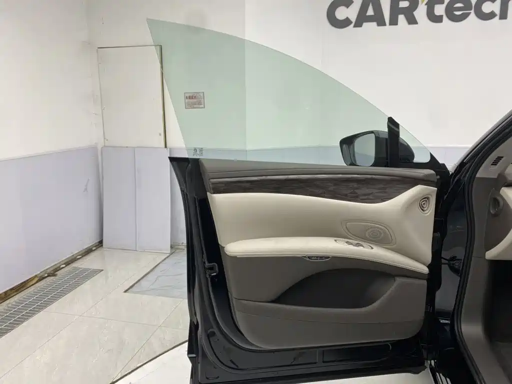 Intelligent EV LS7 2024 90kWh Max Elite Rear-wheel Drive Edition