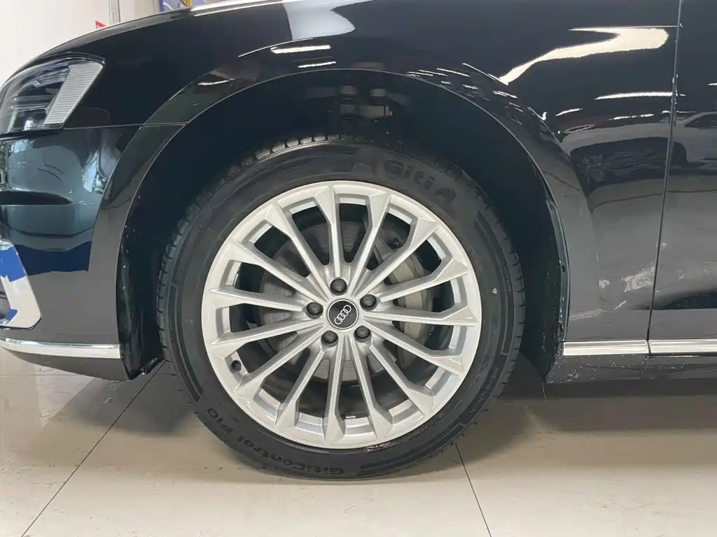 Audi A8 2021 model A8L 50 TFSI quattro Comfort Edition