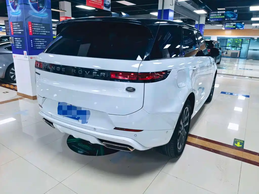 Range Rover Sport 2023 400PS Dynamic SE