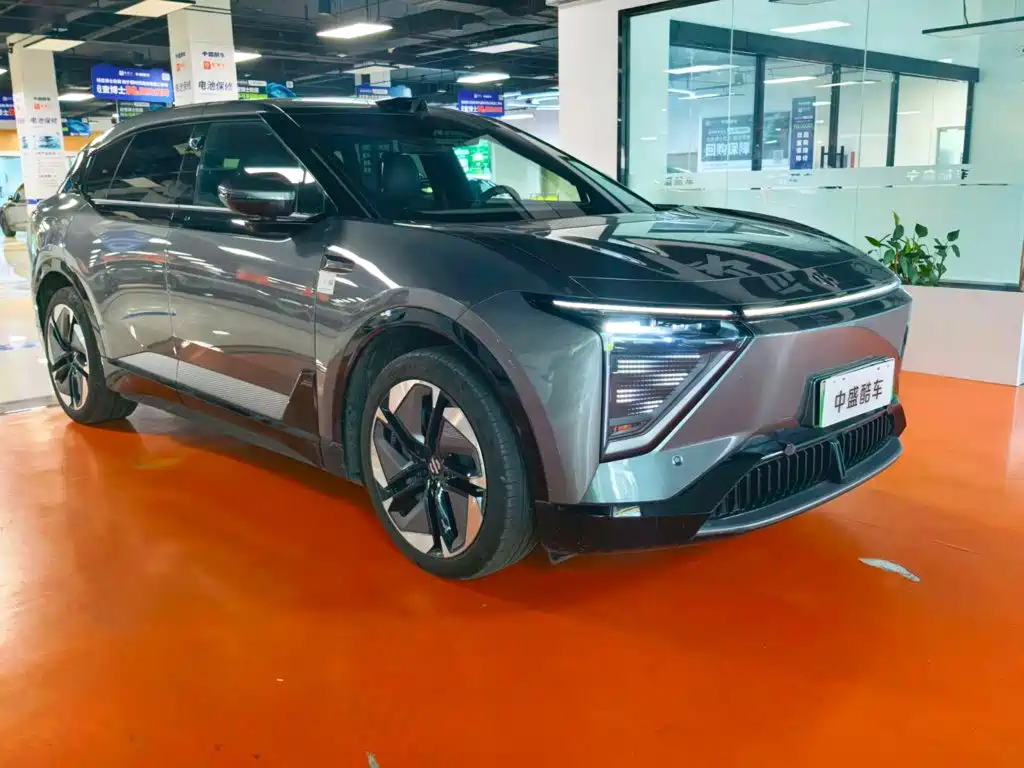 High Mover HiPhi Y 2023 Model 560km Pioneer Edition