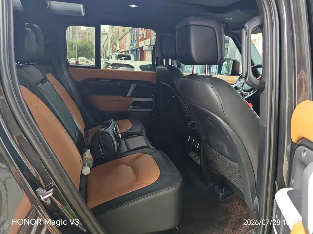 Land Rover Defender 2024 110 3.0T P400 X-DYNAMIC HSE