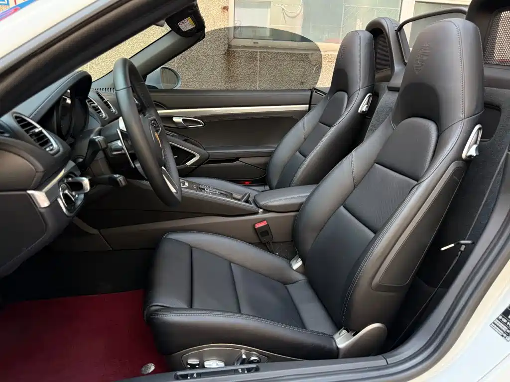 Porsche 718 Boxster Style Edition 2.0T 2023