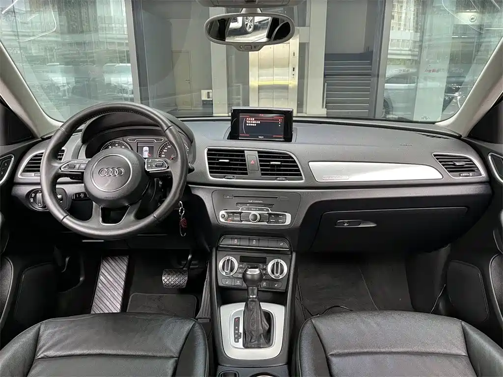 Audi Q3 2013 35 TFSI quattro Comfort Edition