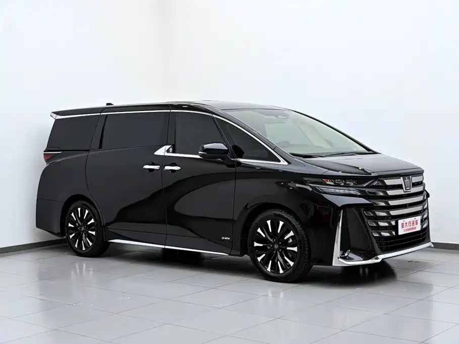 2024 Crown Hybrid 2.5L Prestige Executive Edition