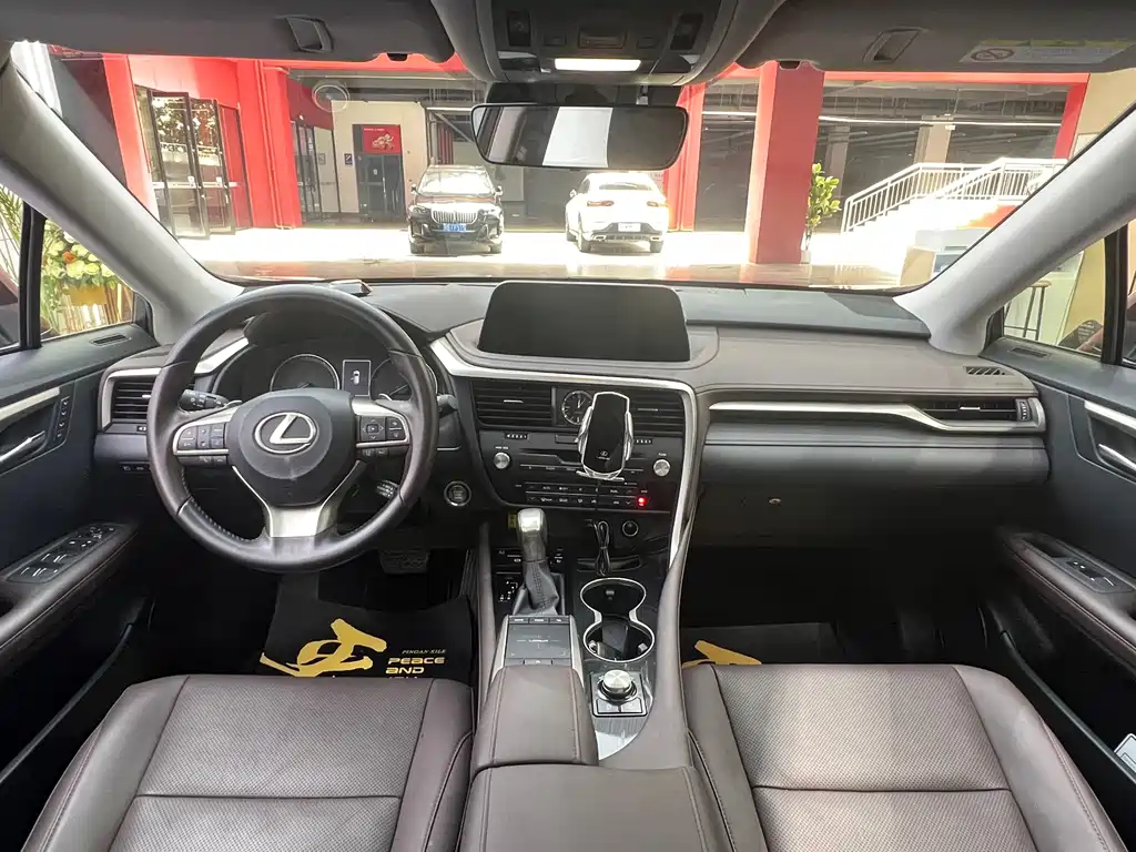 Lexus RX 2020 Facelift 300 4WD Elegant Edition