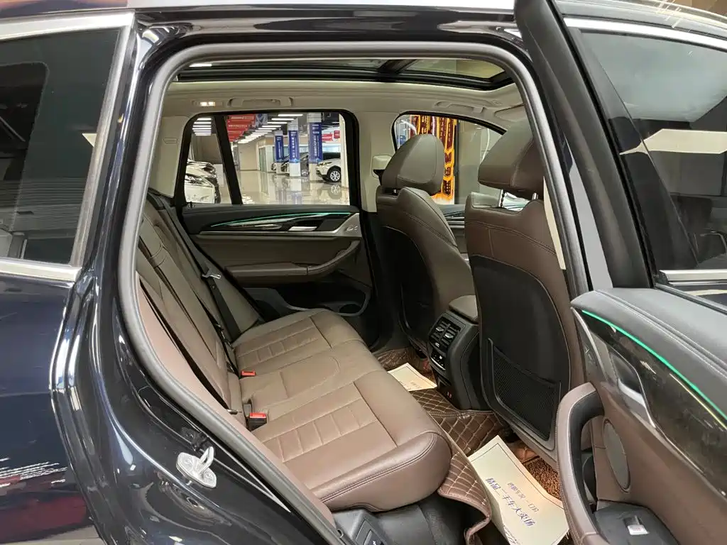 BMW X3 2021 xDrive30i Leading Edition M Sport Package