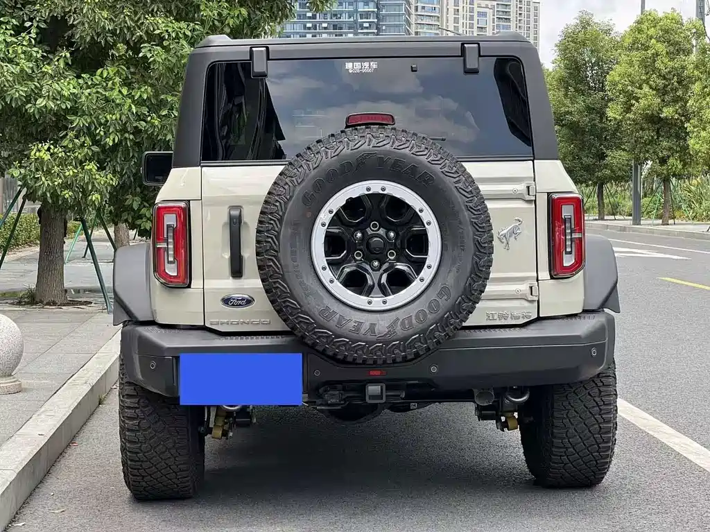Ford Bronco 2024 2.3T Off-Road