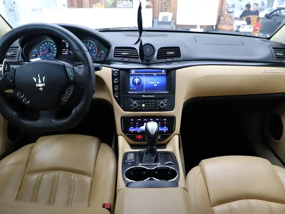 Gran Turismo 2007 4.2L Standard Edition